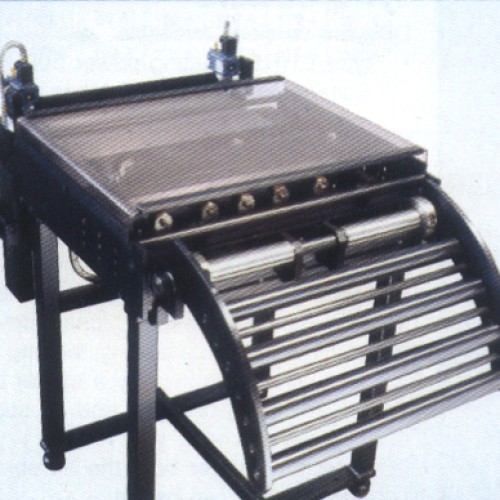 Pneumatic feeder